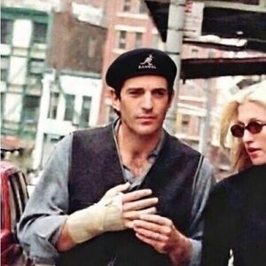 JFK Jr style 90’s black Kangol hot